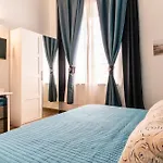 Marlove Sea View With Private Access To The Sea Bed & Breakfast 4*
