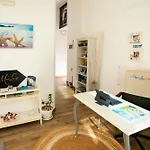 Marlove Sea View With Private Access To The Sea 4* Syracuse