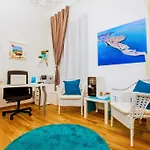 Marlove Sea View With Private Access To The Sea Bed & Breakfast