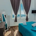 Marlove Sea View With Private Access To The Sea Bed & Breakfast Syracuse