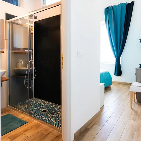 Bed & Breakfast Marlove Sea View *