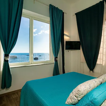 Bed & Breakfast Marlove Sea View *