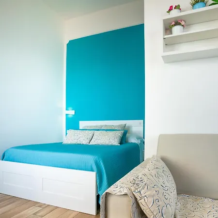 Marlove Sea View With Private Access To The Sea 4* Сиракузы