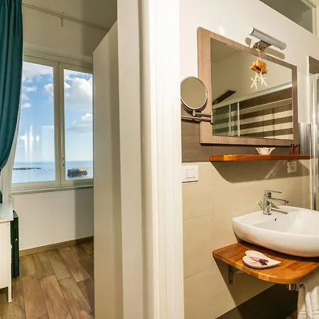 Marlove Sea View With Private Access To The Sea