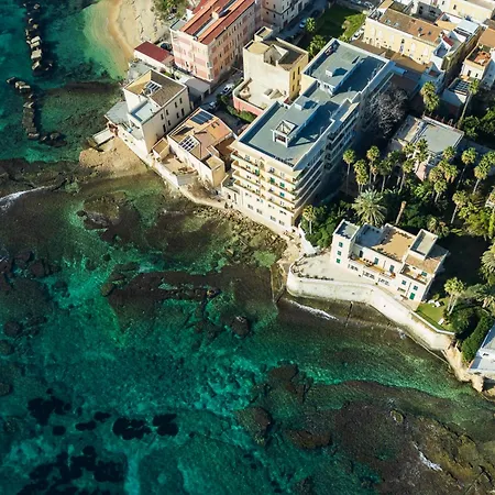 Marlove Sea View With Private Access To The Sea 4*