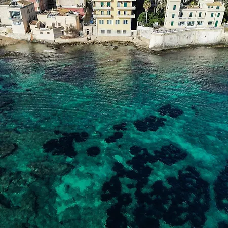 Marlove Sea View With Private Access To The Sea Отель типа 