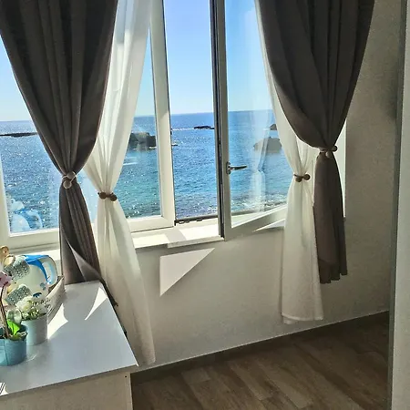Marlove Sea View With Private Access To The Sea Отель типа 