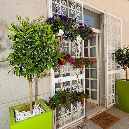 Marlove Sea View With Private Access To The Sea 4*